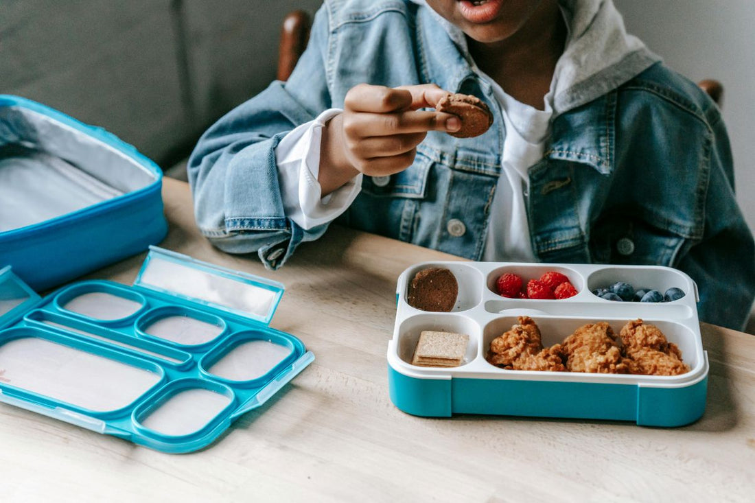 Nooit meer vieze broodtrommels – 7 tips om lunchbox & drinkfles schoon te houden - ViralCleaning