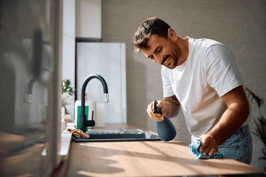 Keuken-makeover: van aangekoekte oven tot blinkend fornuis - ViralCleaning
